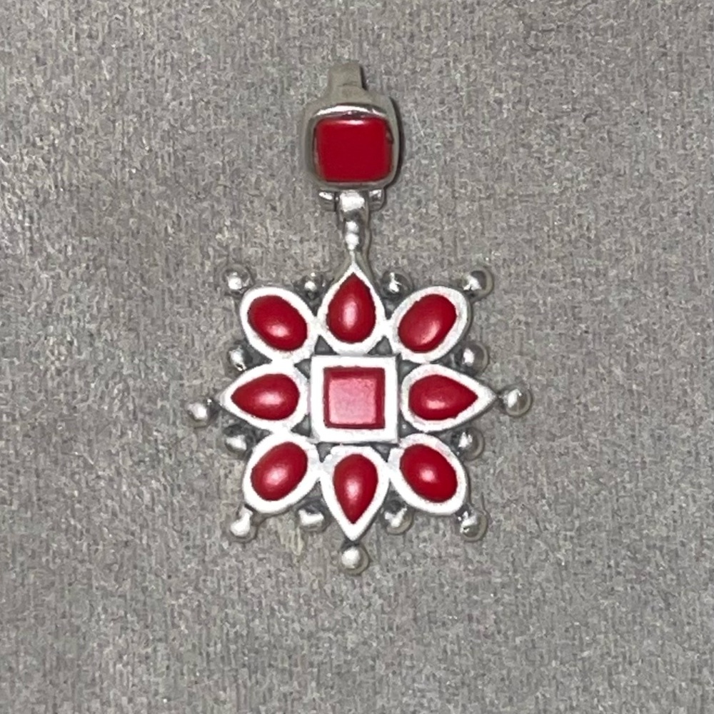 Vintage Handcrafted Sterling Silver Snowflake Mediterranean Red Coral Pendant